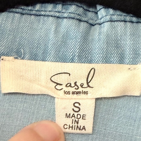 Easel LA Light Wash Denim Button-Up oversized - size S - Picture 3 of 4